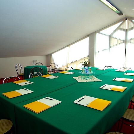 Grand Hotel Ambasciatori Wellness & Spa Chianciano Terme Buitenkant foto