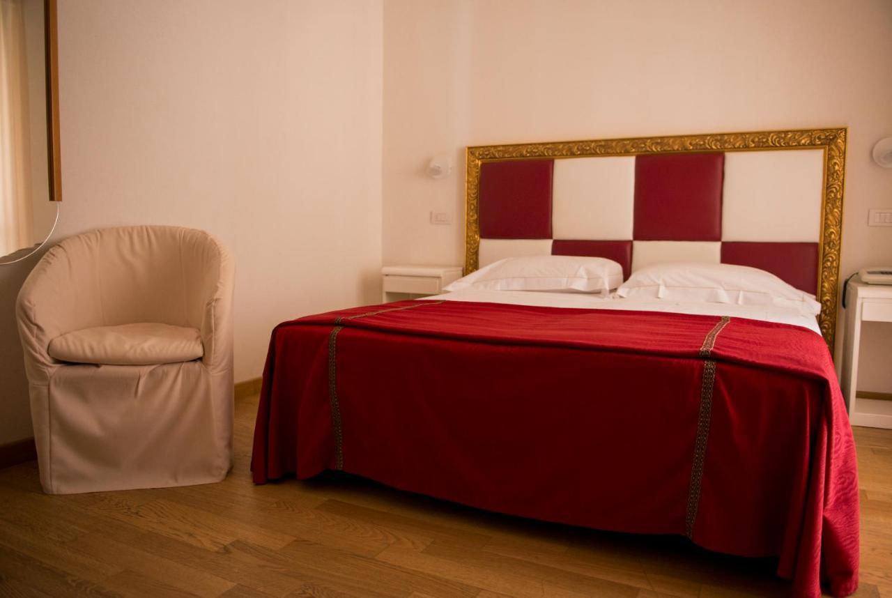 Grand Hotel Ambasciatori Wellness & Spa Chianciano Terme Buitenkant foto