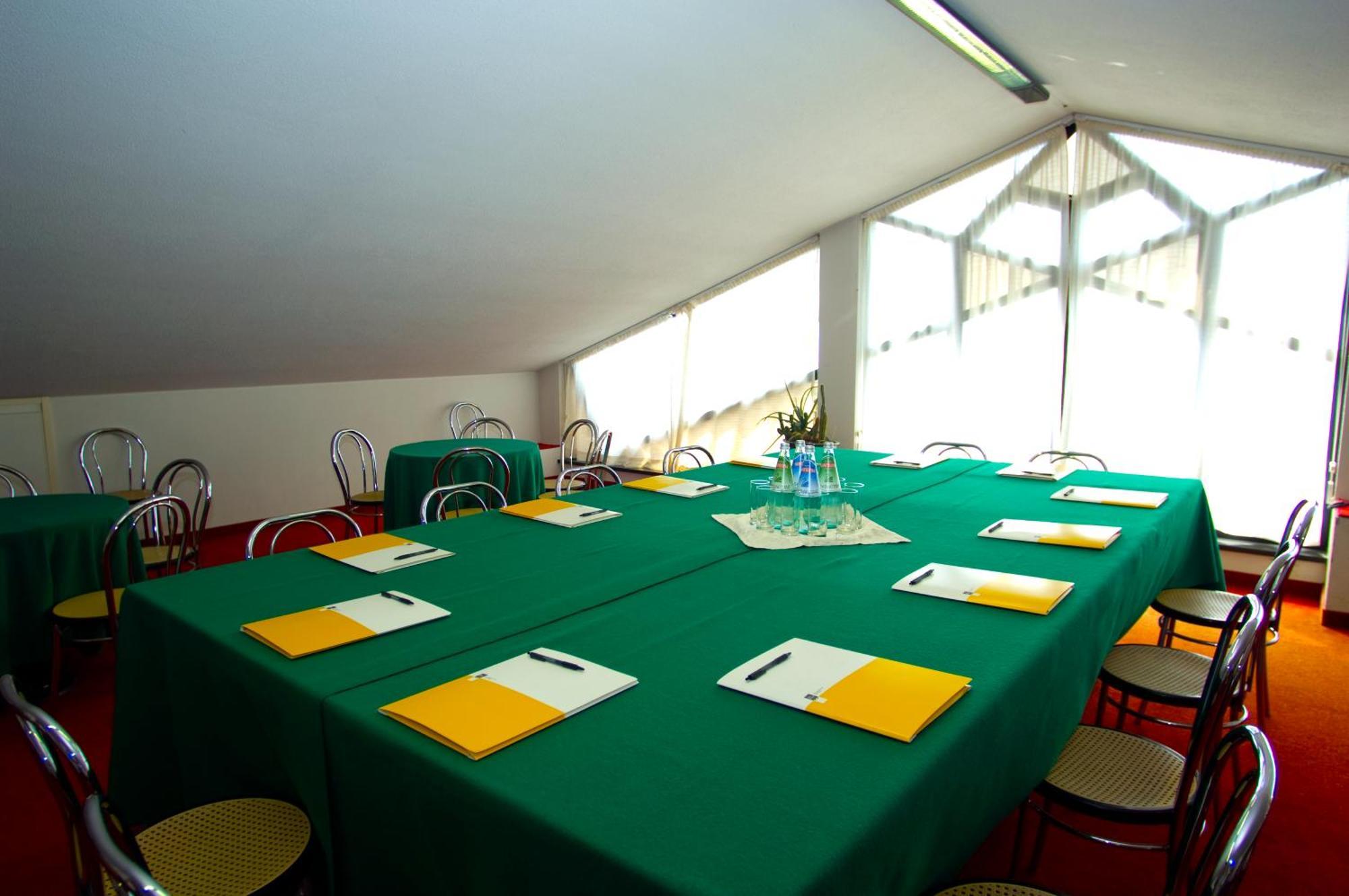 Grand Hotel Ambasciatori Wellness & Spa Chianciano Terme Buitenkant foto
