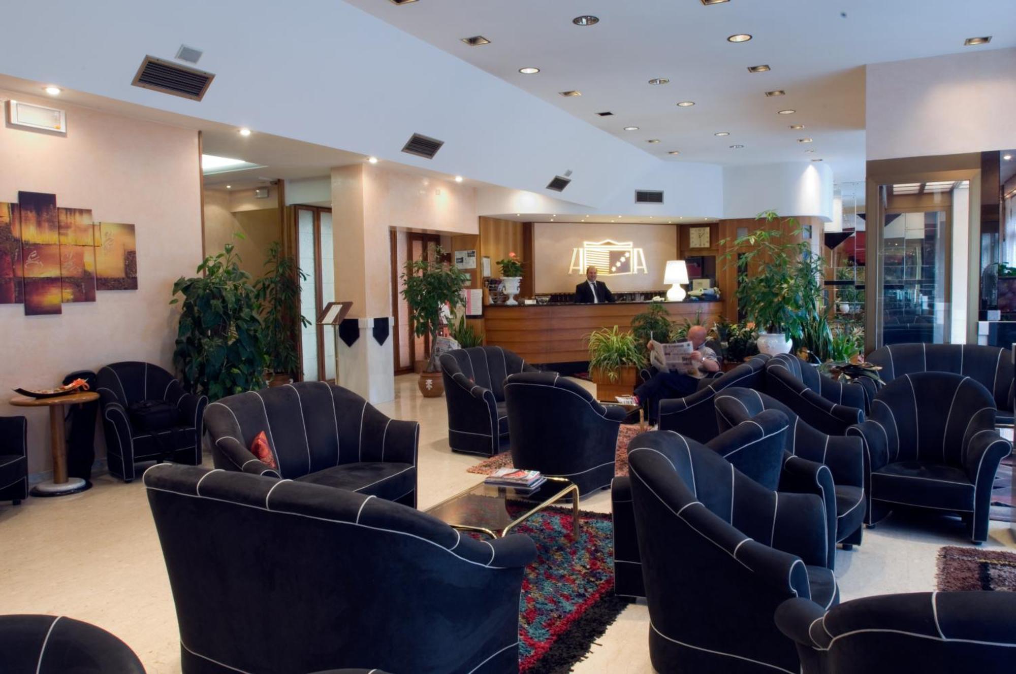Grand Hotel Ambasciatori Wellness & Spa Chianciano Terme Buitenkant foto