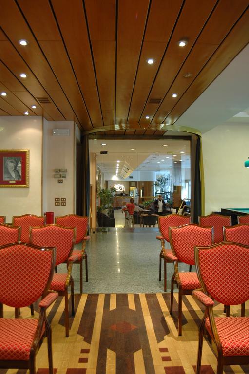 Grand Hotel Ambasciatori Wellness & Spa Chianciano Terme Buitenkant foto