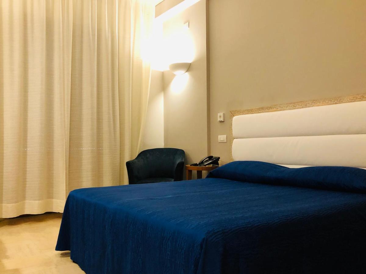 Grand Hotel Ambasciatori Wellness & Spa Chianciano Terme Buitenkant foto